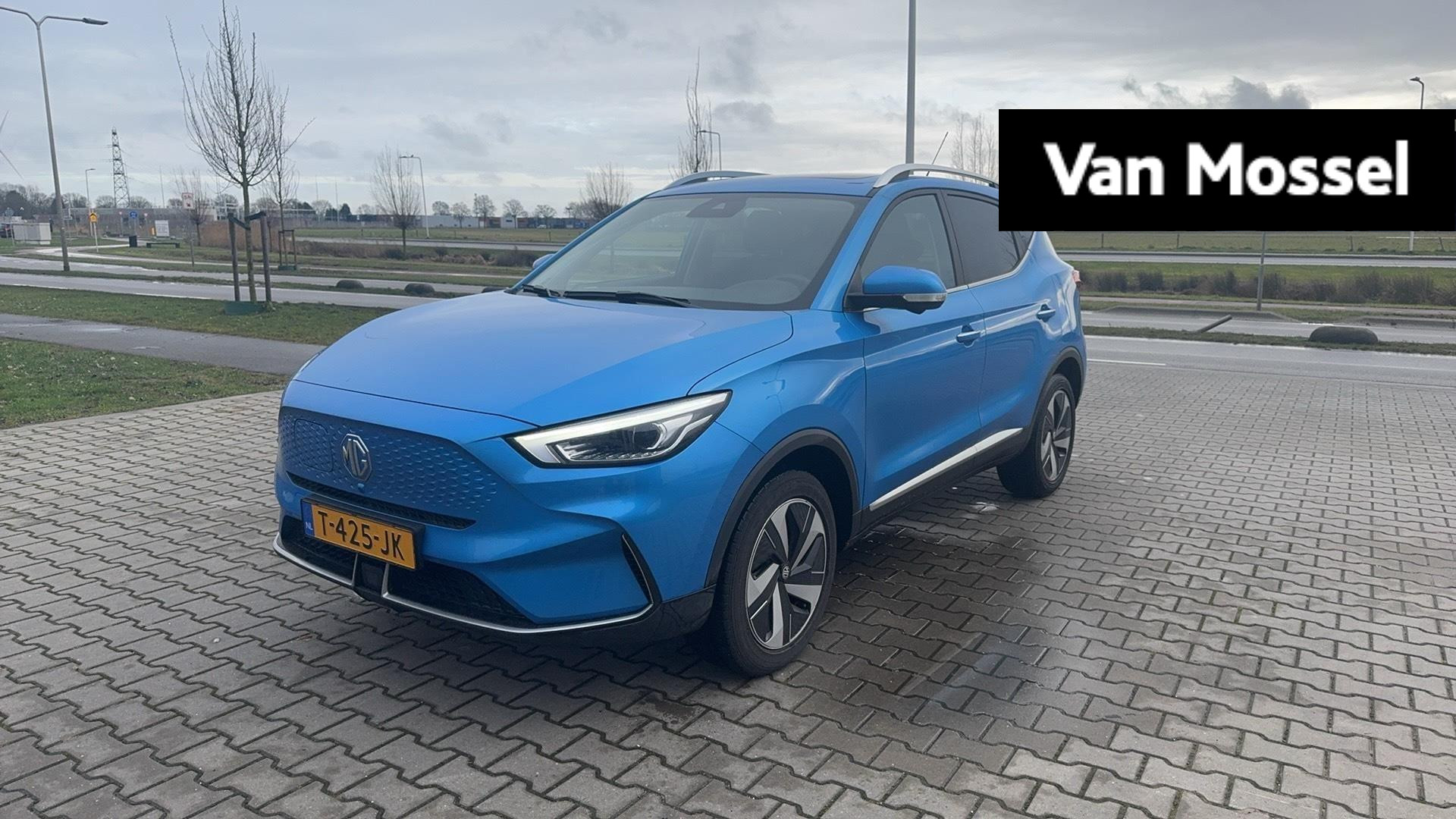 MG ZS-EV Standard Range Luxury 50 kWh | WLTP 320 KM | Panorama/Schuif-Kantel dak | ACC | ECC | 17"LMV | DAB | 360° CAM | 1e EIGENAAR |
