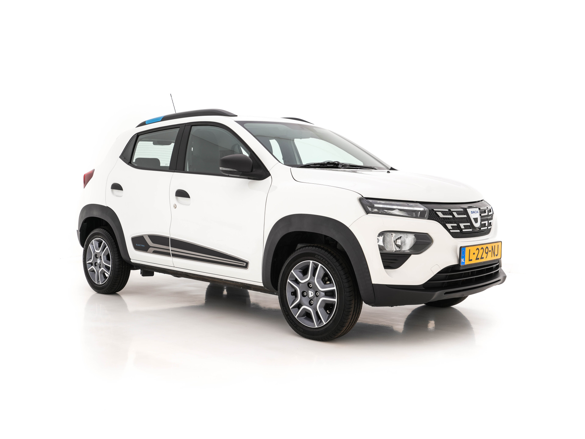 Dacia Spring Business 27 kWh Pack-Techno (INCL-BTW) Aut. *NAVI-FULLMAP | FULL-LEATHER | COMFORT-SEATS | CAMERA | DAB+ | CCS-FASTLOADER | AIRCO | PDC | CRUISE | 14''ALU*