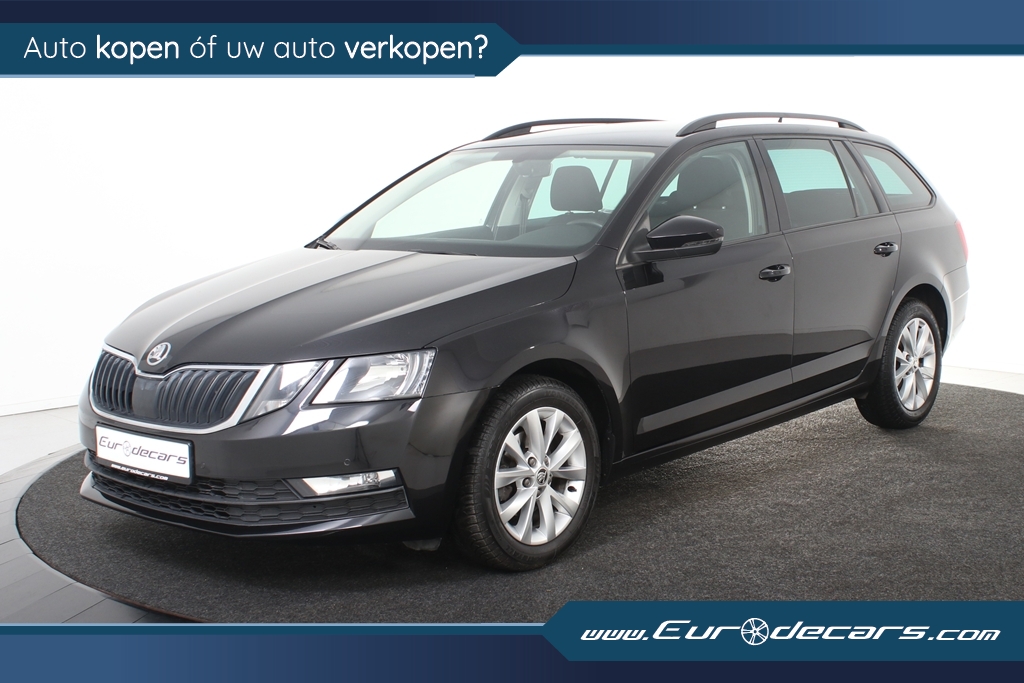 Škoda Octavia Combi 1.6 TDI Greentech Ambition *1ste Eigenaar*Navigatie*Trekhaak*