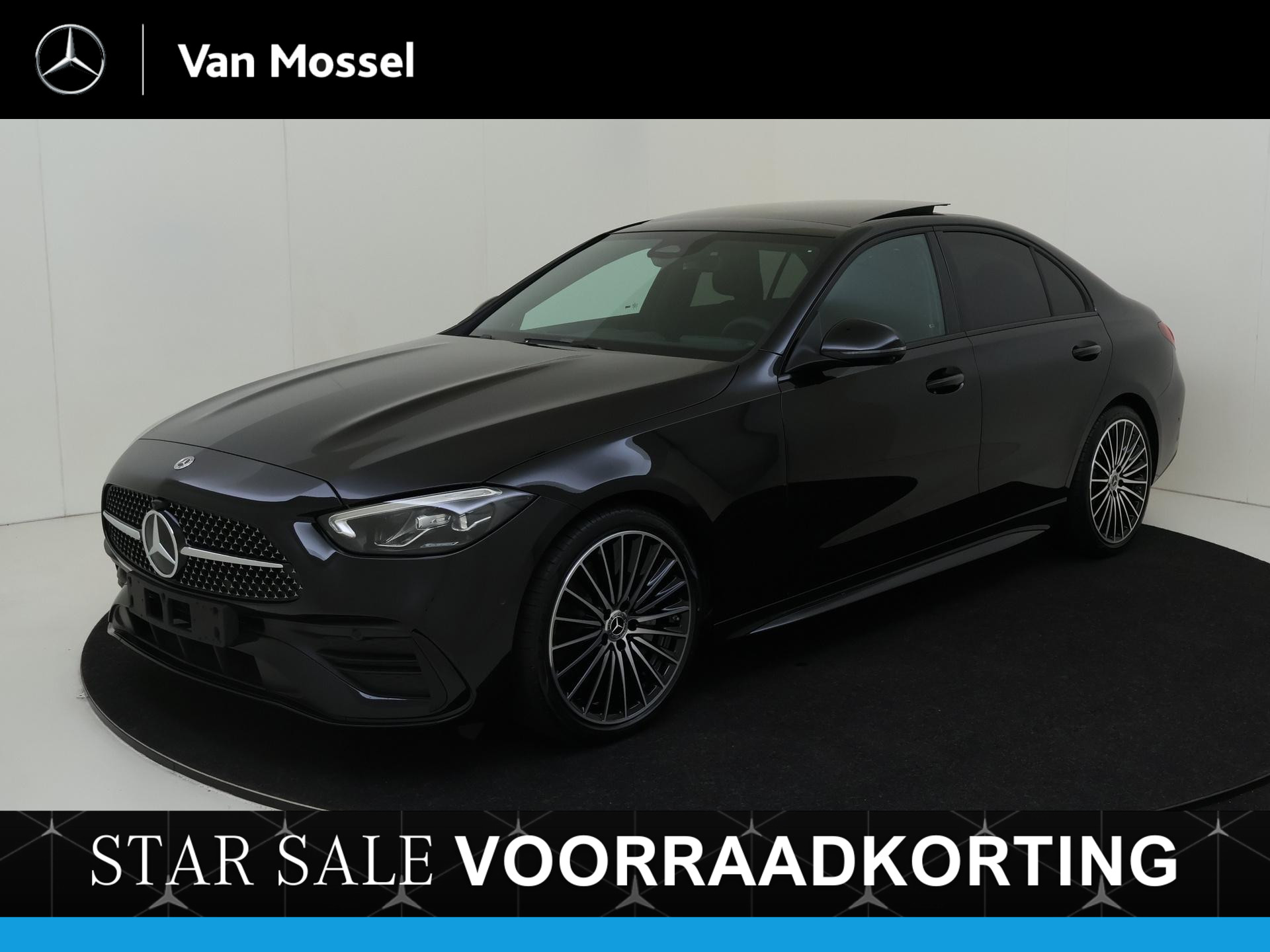 Mercedes-Benz C-Klasse 200 AMG Line / Night/ Panoramadak/ Sfeerverlichting/ 19 inch/ Burmester
