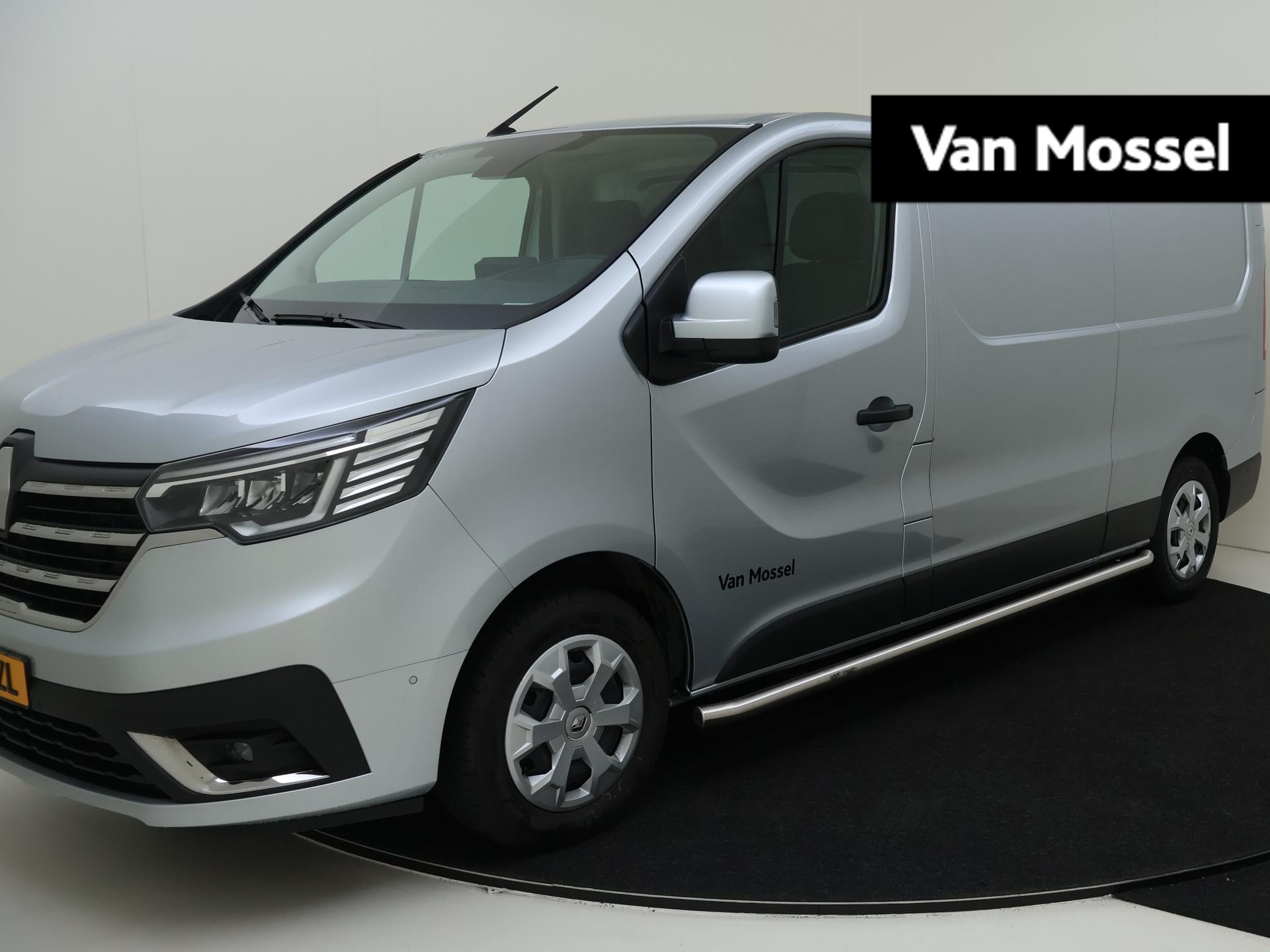 Renault Trafic 2.0 dCi 130 T30 L2H1 Work Edition | BTW | Betonplex Laadvloer | Lat om lat | Wielkastbeschermers | Navigatie | Achteruitrijcamera|