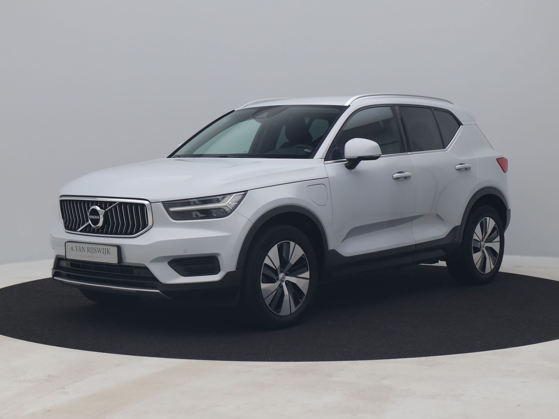 Volvo XC40 1.5 T4 Recharge Inscription Expression | CAMERA | KEYLESS