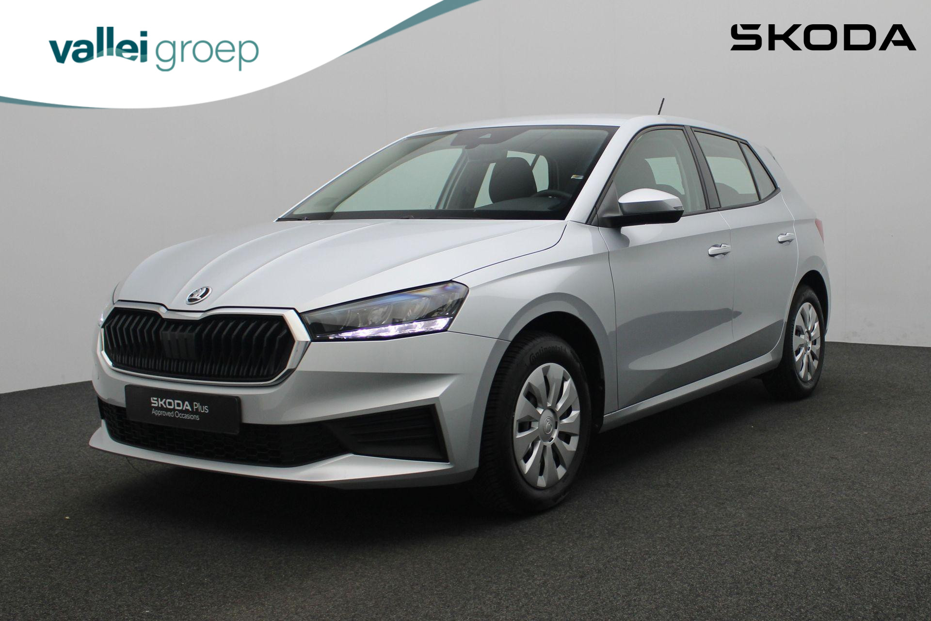 Škoda Fabia 1.0 MPI 80 pk Ambition | Parkeersensoren achter | Apple Carplay / Android Auto | Cruise Control