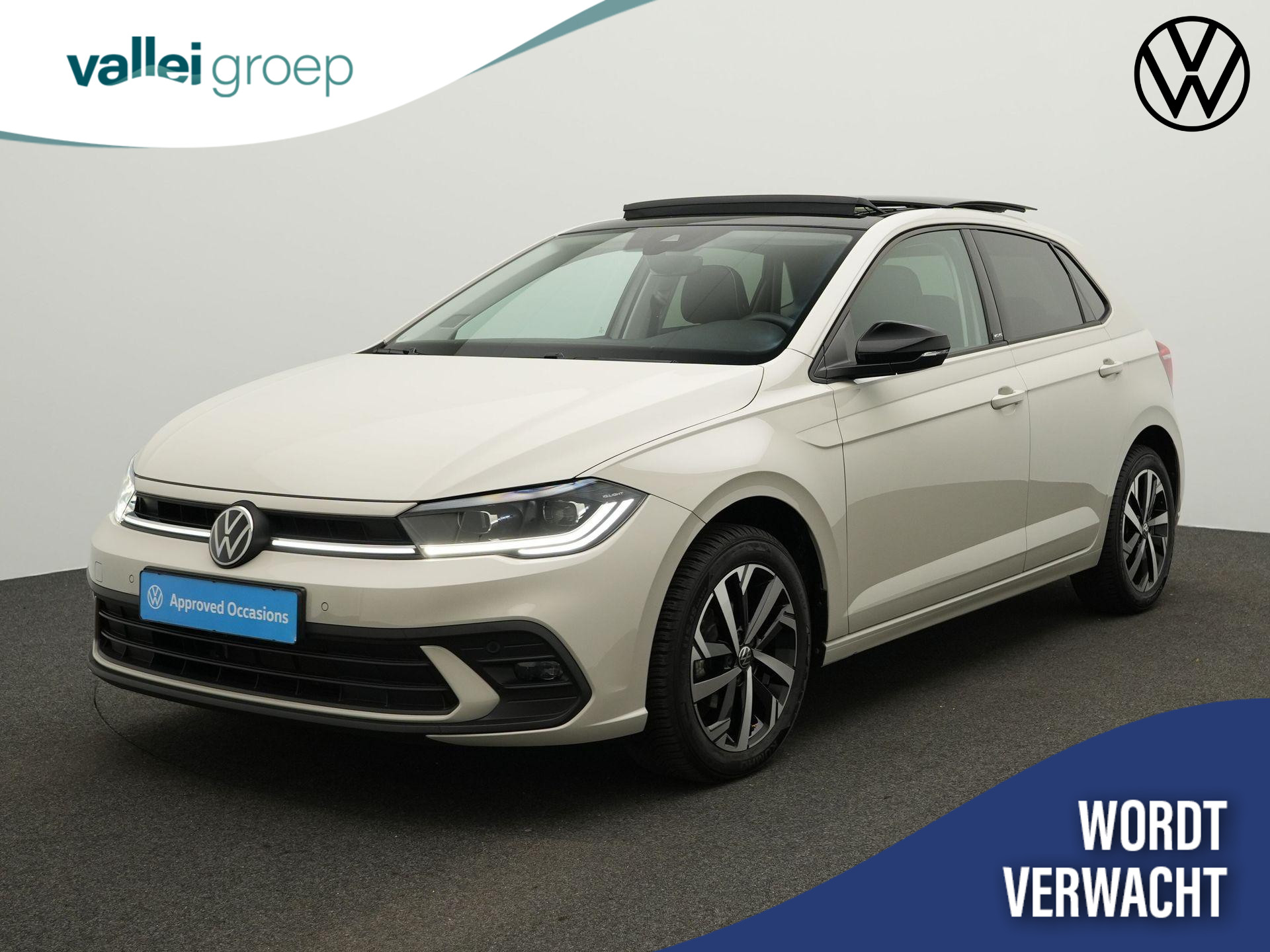 Volkswagen Polo 1.0 TSI 95 pk Move | Panoramadak | IQ Light | Achteruitrijcamera | Navigatie | Stoelverwarming