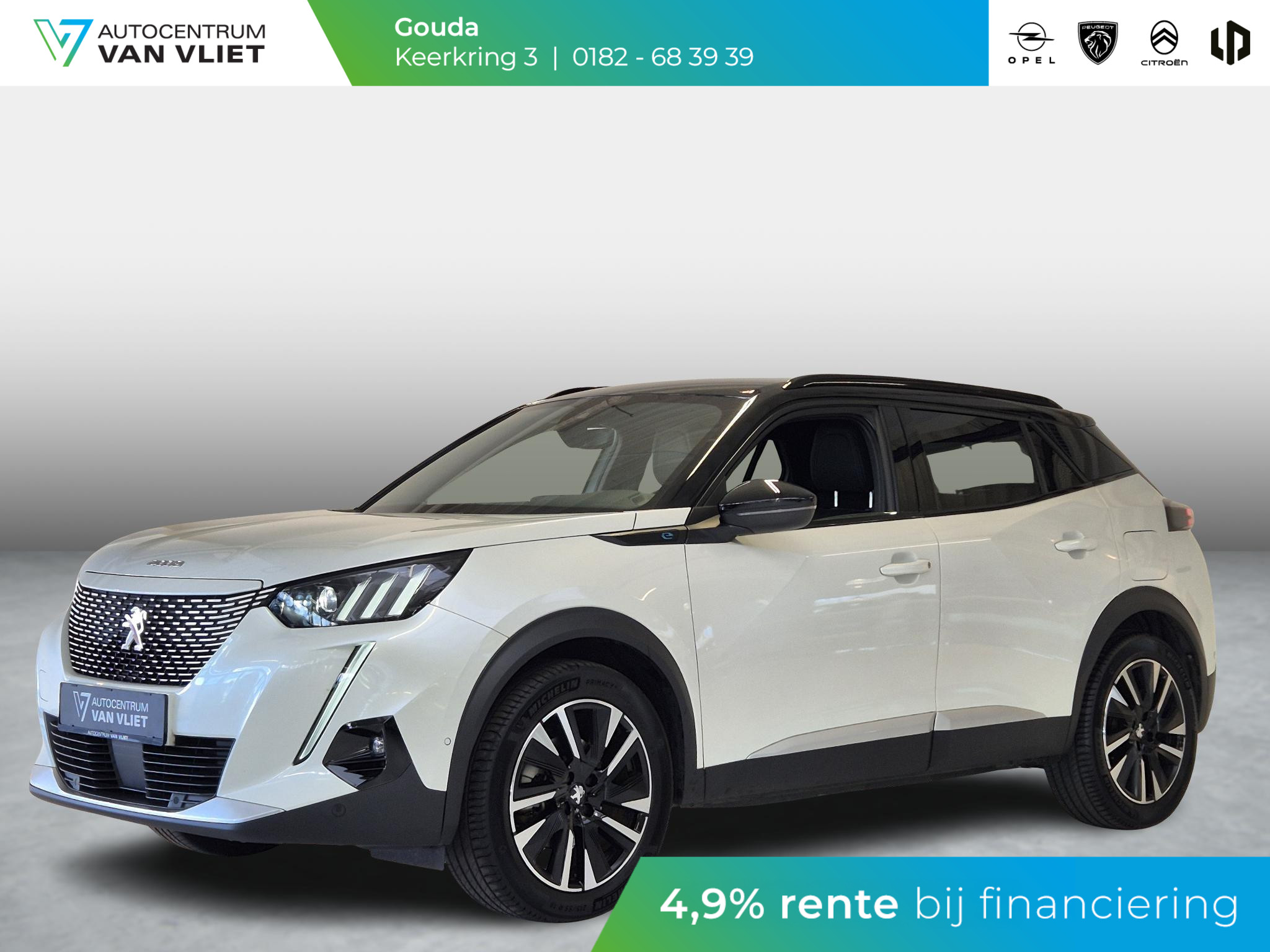 Peugeot e-2008 EV GT Pack 50 kWh | Achteruitrijcamera | Navigatie | Stoelverwarming | Keyless Entry | Lederen Bekleding | Apple Carplay/Android Auto |