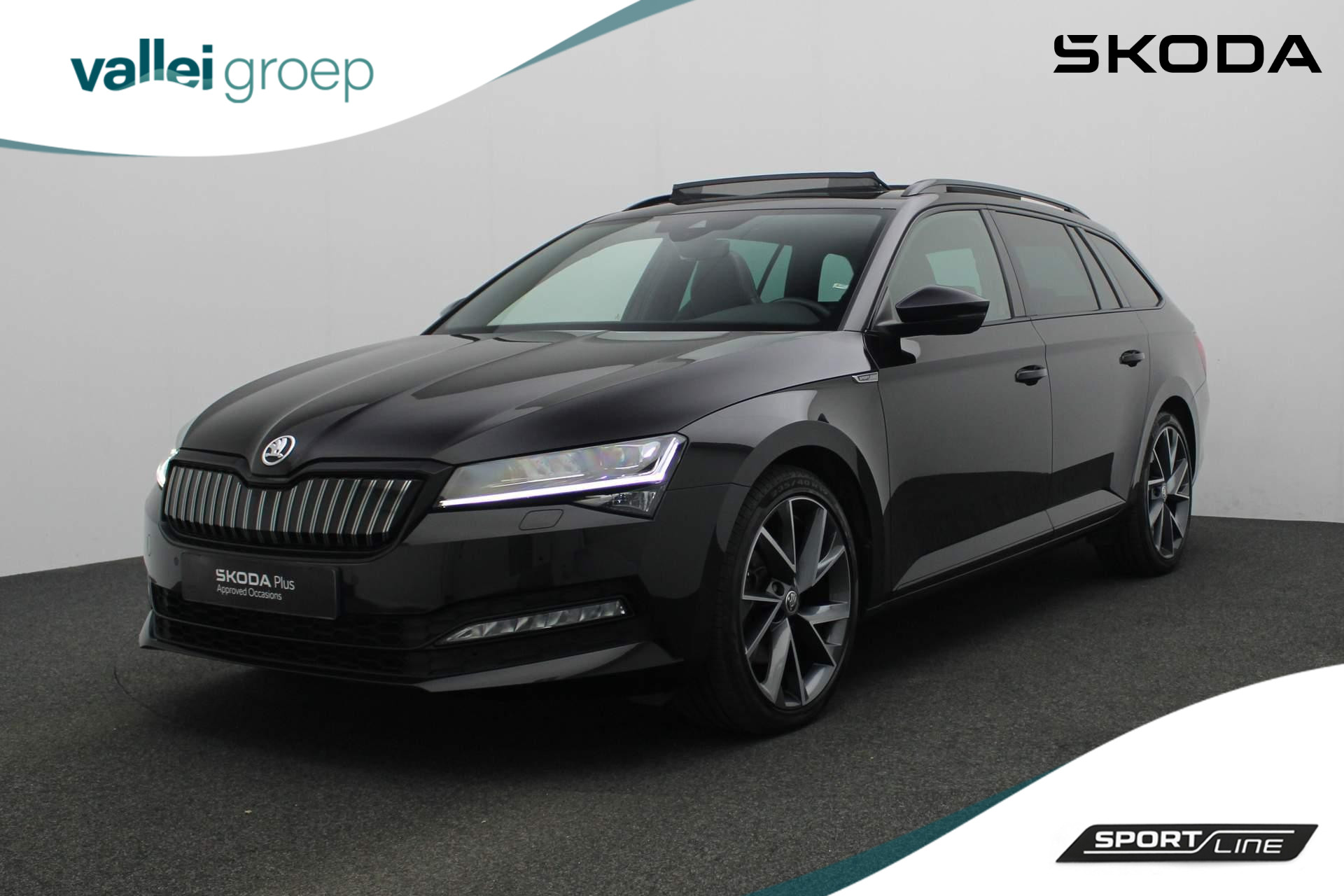 Škoda Superb Combi 1.4 TSI iV 218PK DSG Sportline Business | Pano | Matrix LED | Geheugenstoelen | Leder/alcantara | Navi Columbus | Adaptief onderstel | Stoel-/achterbankverwarming | ACC | Keyless