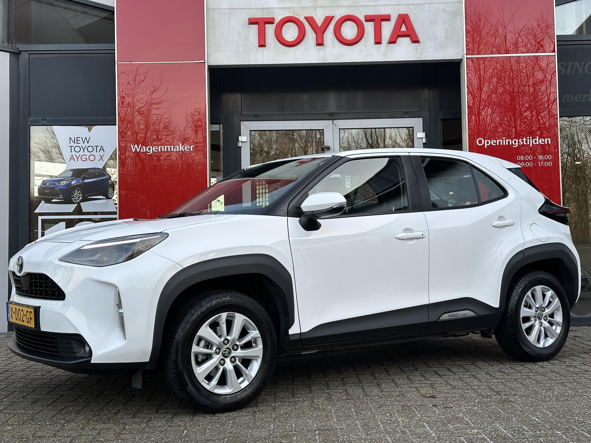 Toyota Yaris Cross 1.5 Hybrid PARKEERCAMERA ADAPTIVE CRUISE CLIMA LM-VELGEN