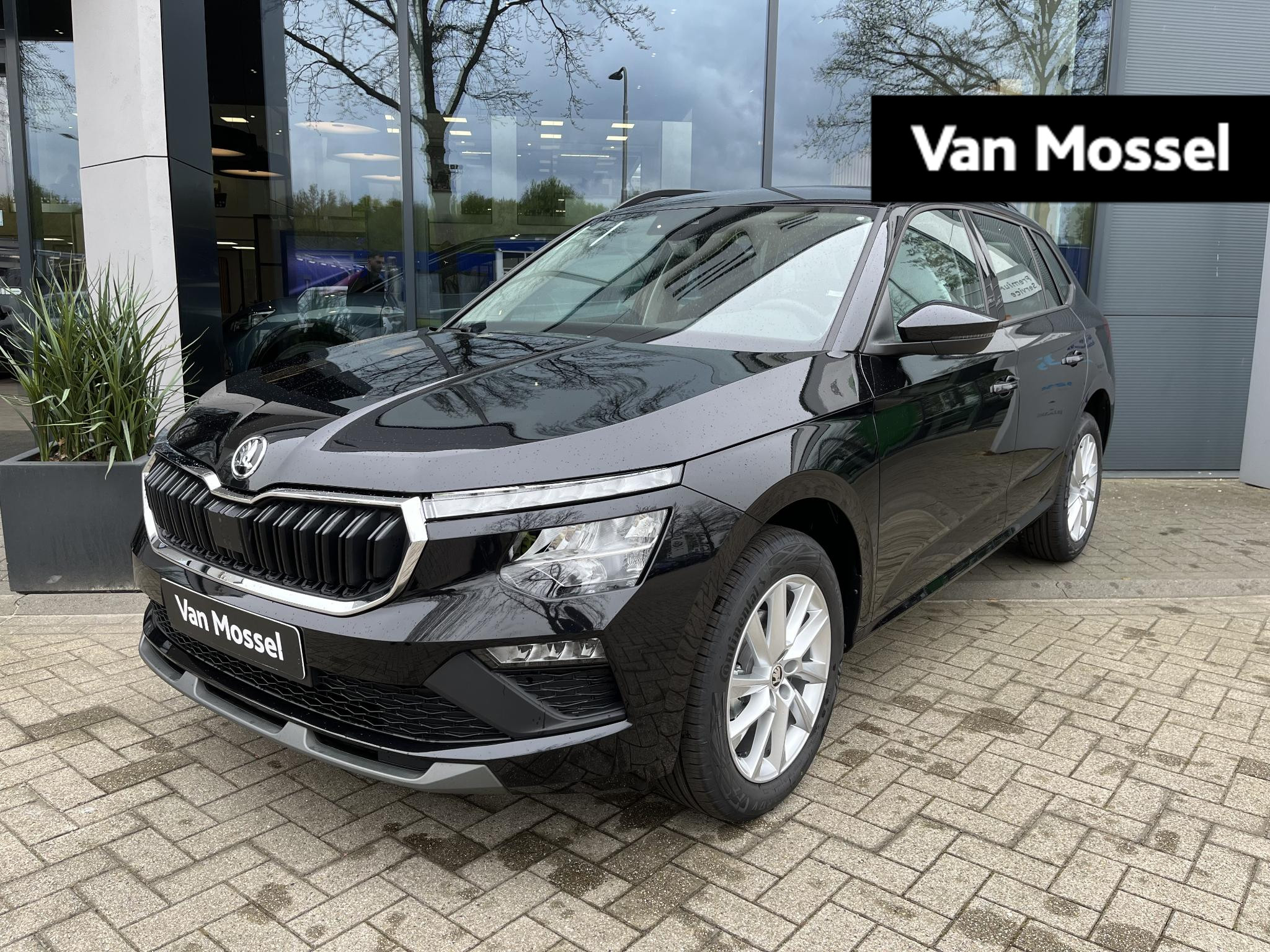 Škoda Kamiq 1.0 TSI Selection | 17'' Lichtmetalen velgen | Apple carplay & Android auto | Cruise control | Climate control |