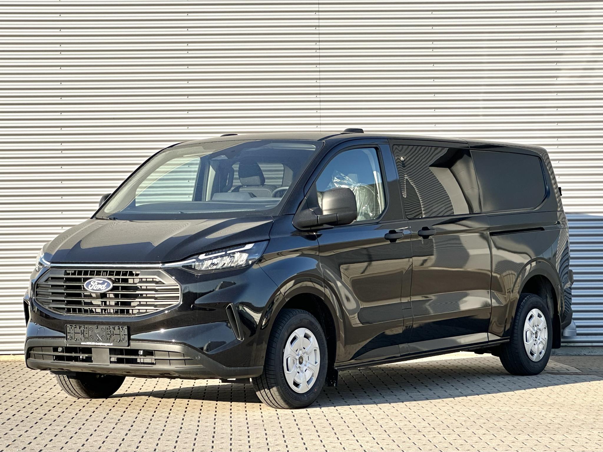 Ford Transit Custom 320 2.0 TDCI L2H1 DC Dubbele cabine Trend NIEUW BPM VRIJ!