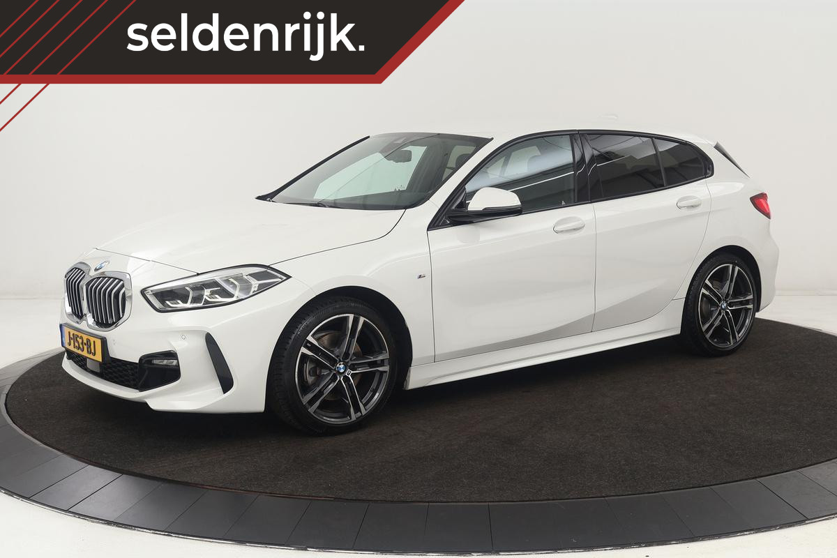 BMW 1 Serie 118i M Sport | Carplay | Sportstoelen | Full LED | Live Cockpit | Navigatie | Climate control | PDC | Cruise control | Getint glas
