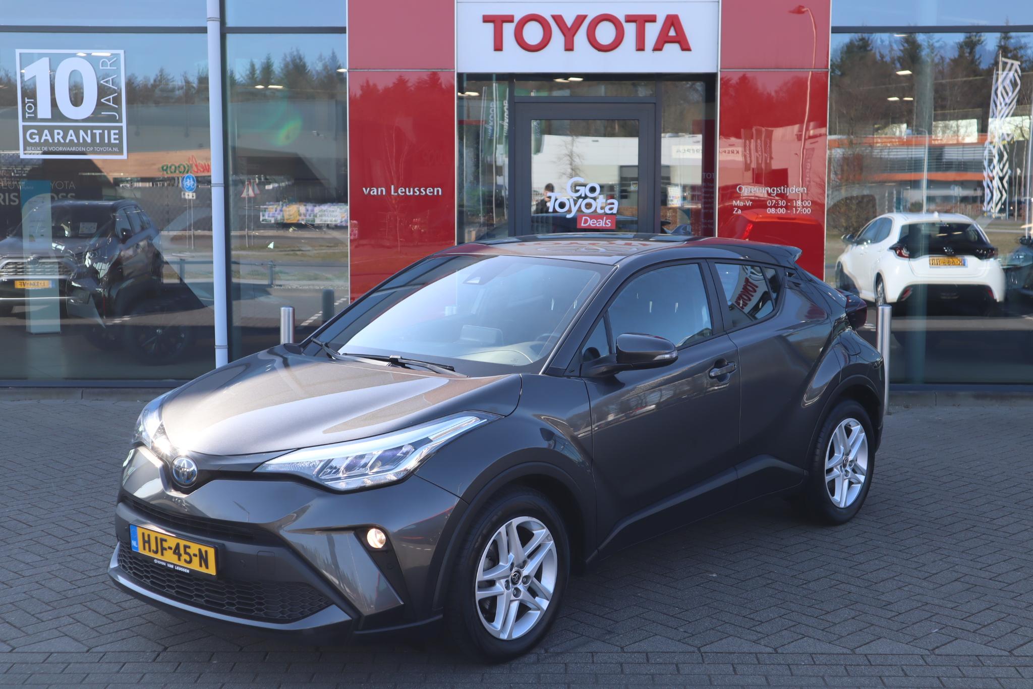 Toyota C-HR 1.8 HYBRID AD-CRUISE CAMERA LM-VELGEN NAVI STOELVERW. PARK-SENSOREN