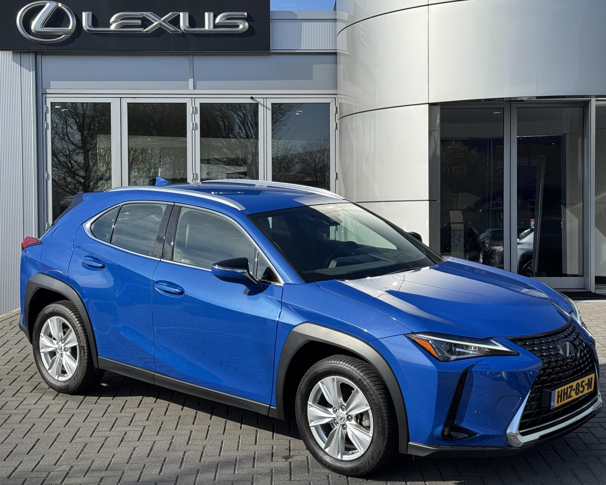 Lexus UX 250h Business Line PARK-SENSOR DAB+ NAVI CARPLAY