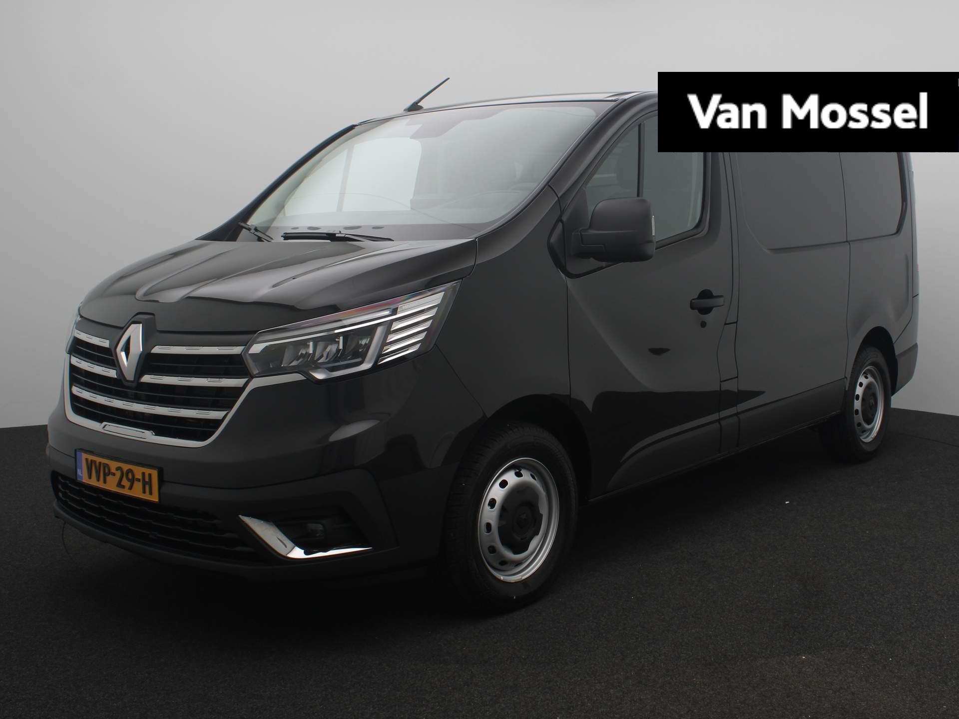 Renault Trafic L1H1 T29 dCi 110 Comfort | Demo | Achterdeuren (180°) met ramen, wisser en verwarming | Pack Vision | Automatisch dimmende binnenspiegel | EASY LINK navigatie met DAB+ radio | Elektronisch geregelde airconditioning | Voorstoel en in hoogte verstelbaar verstelbare lendesteun en armsteun | Vierseizoenbanden | Volledig tussenschot met raam | Trekhaak |