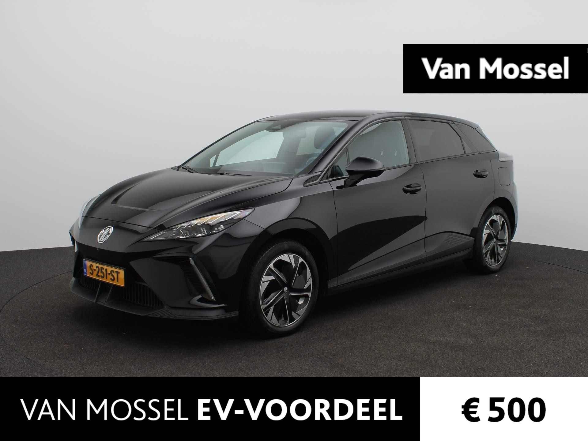 MG 4 Luxury 64 kWh Long Range | Navi | Apple CarPlay | 360 Camera | Led Koplampen | Getint Glas |