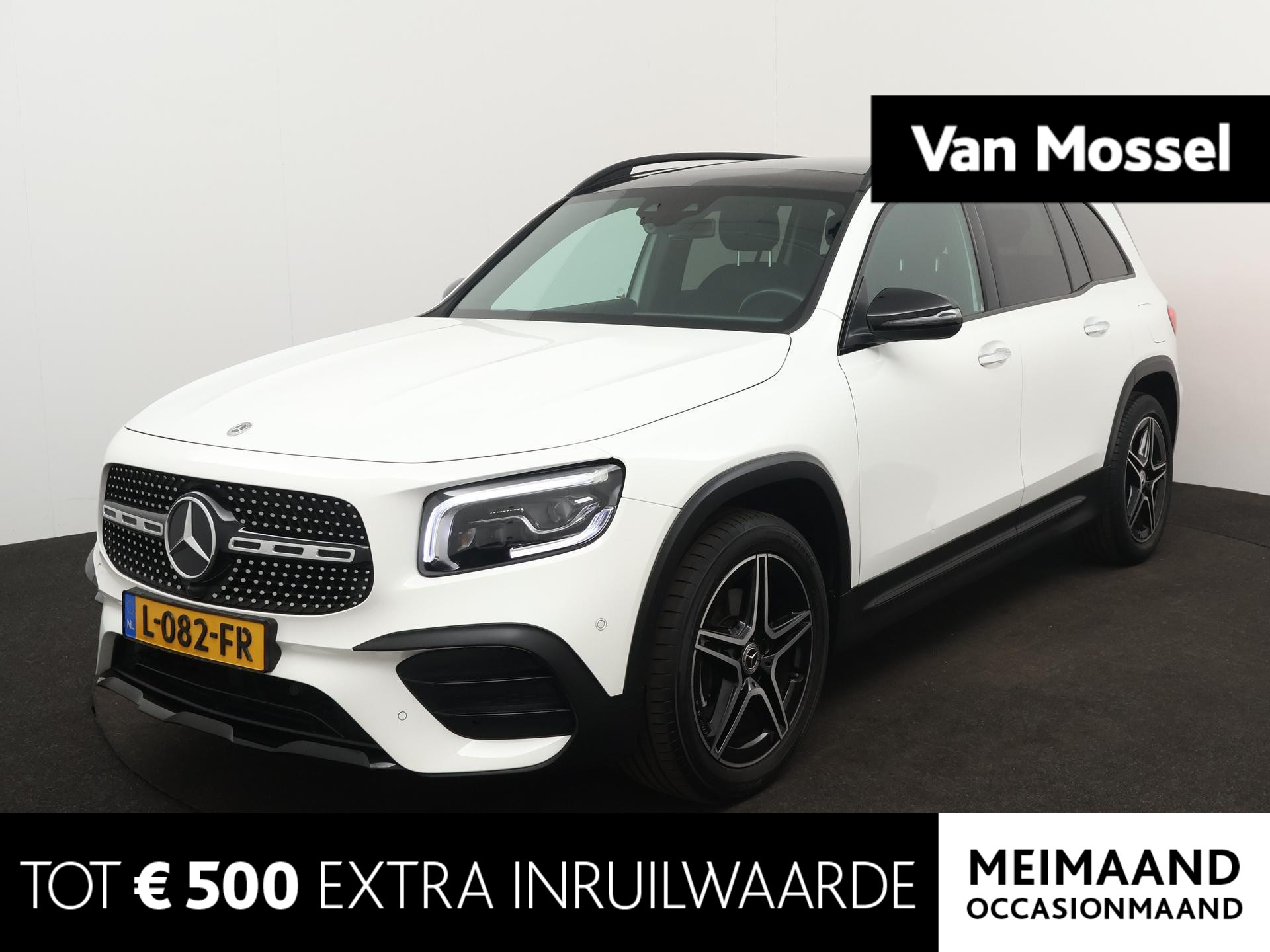 Mercedes-Benz GLB 180 Business Solution AMG | PANORAMADAK | ELEKTRISCH BEDIENBARE ACHTERKLEP | ACHTERUITRIJCAMERA | SFEERVERLICHTING | STOELVERWARMING | ELEKTRISCH BEDIENBARE VOORSTOELEN MET MEMORY |