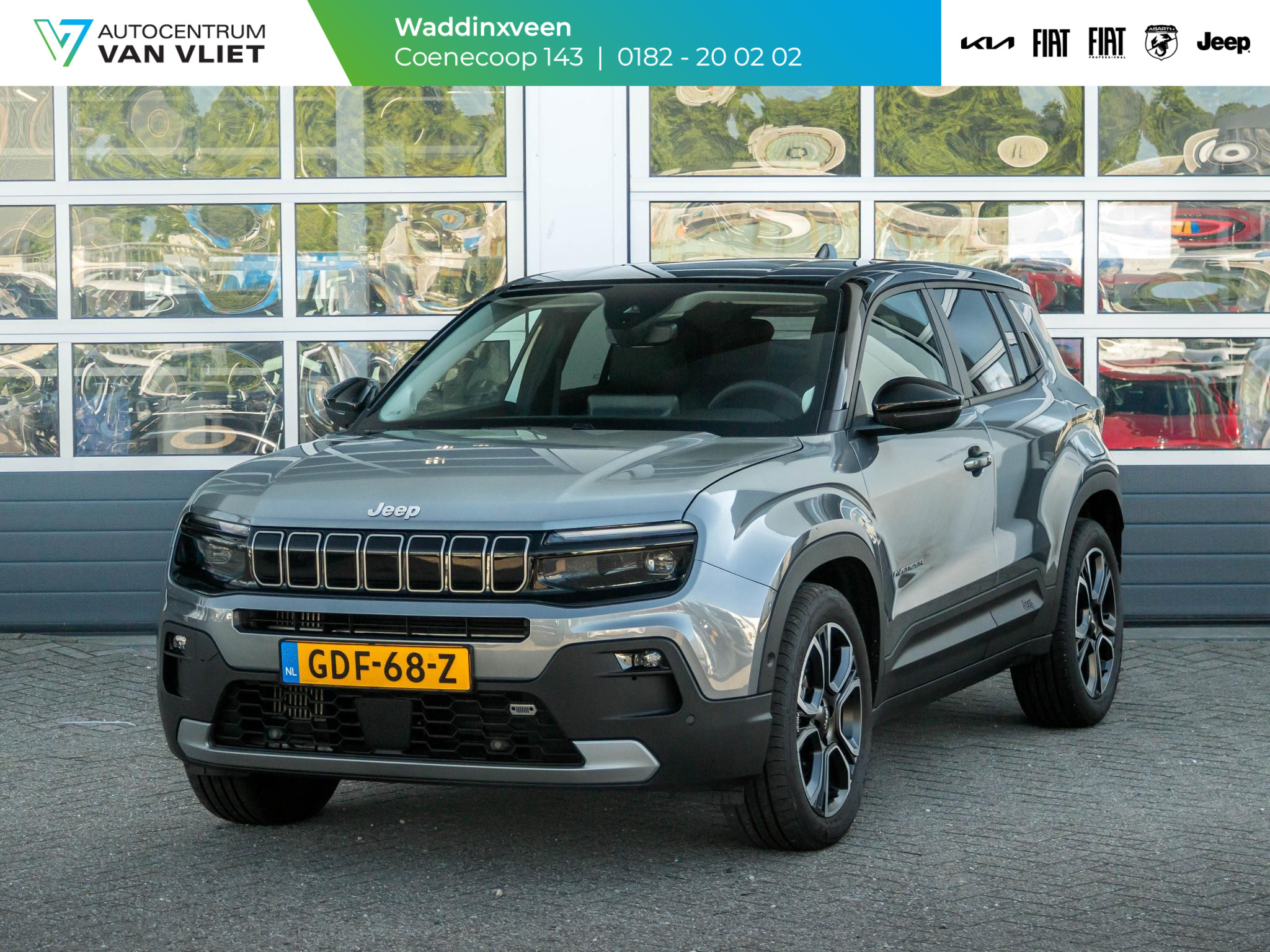 Jeep Avenger 1.2 e-Hybrid Summit | Infotainment Pack | Premium Audio | Winter Pack | Bicolore