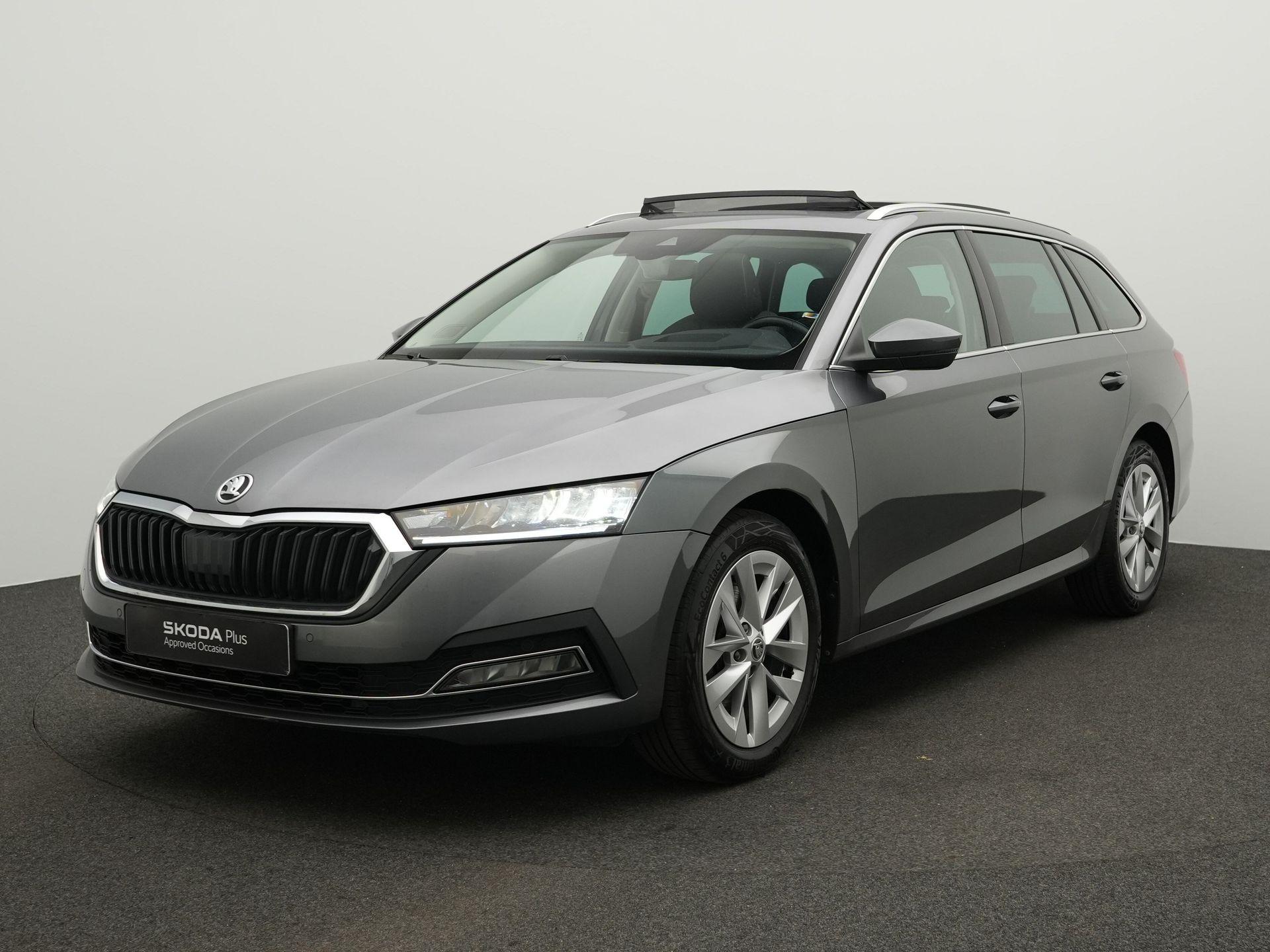 Škoda Octavia Combi 1.5 TSI 150 pk DSG Greentech Style | Panoramadak | Geheugenstoel | Head-up display | Adaptief onderstel | Stoel-/achterbankverwarming