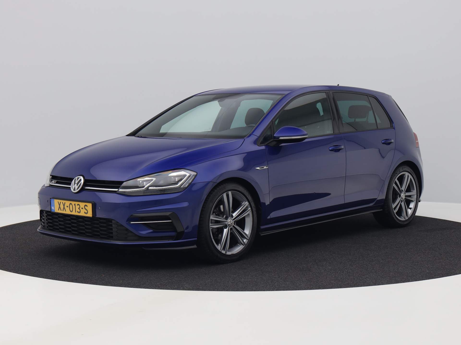 Volkswagen Golf 1.5 TSI 150 DSG-7 Highline Business 2x R-Line | VIRTUAL | 18" | CAMERA