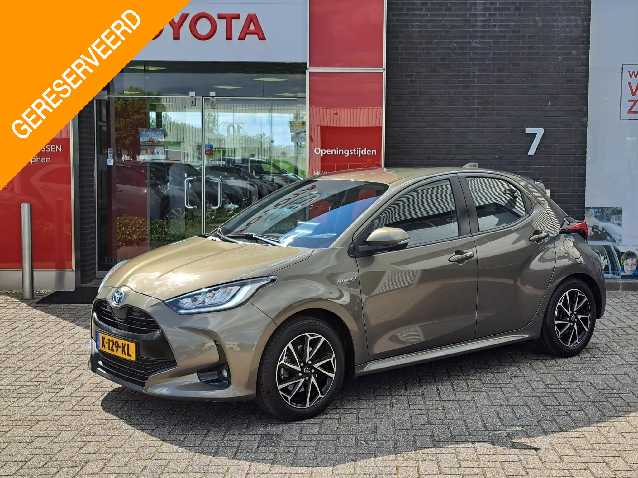 Toyota Yaris 1.5 Hybrid Business Plus NAVIGATIE ACHTERUITRIJCAMERA CRUISE CONTROL